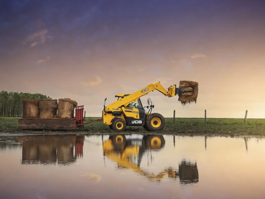 XE NÂNG ĐA NĂNG JCB 530-70
