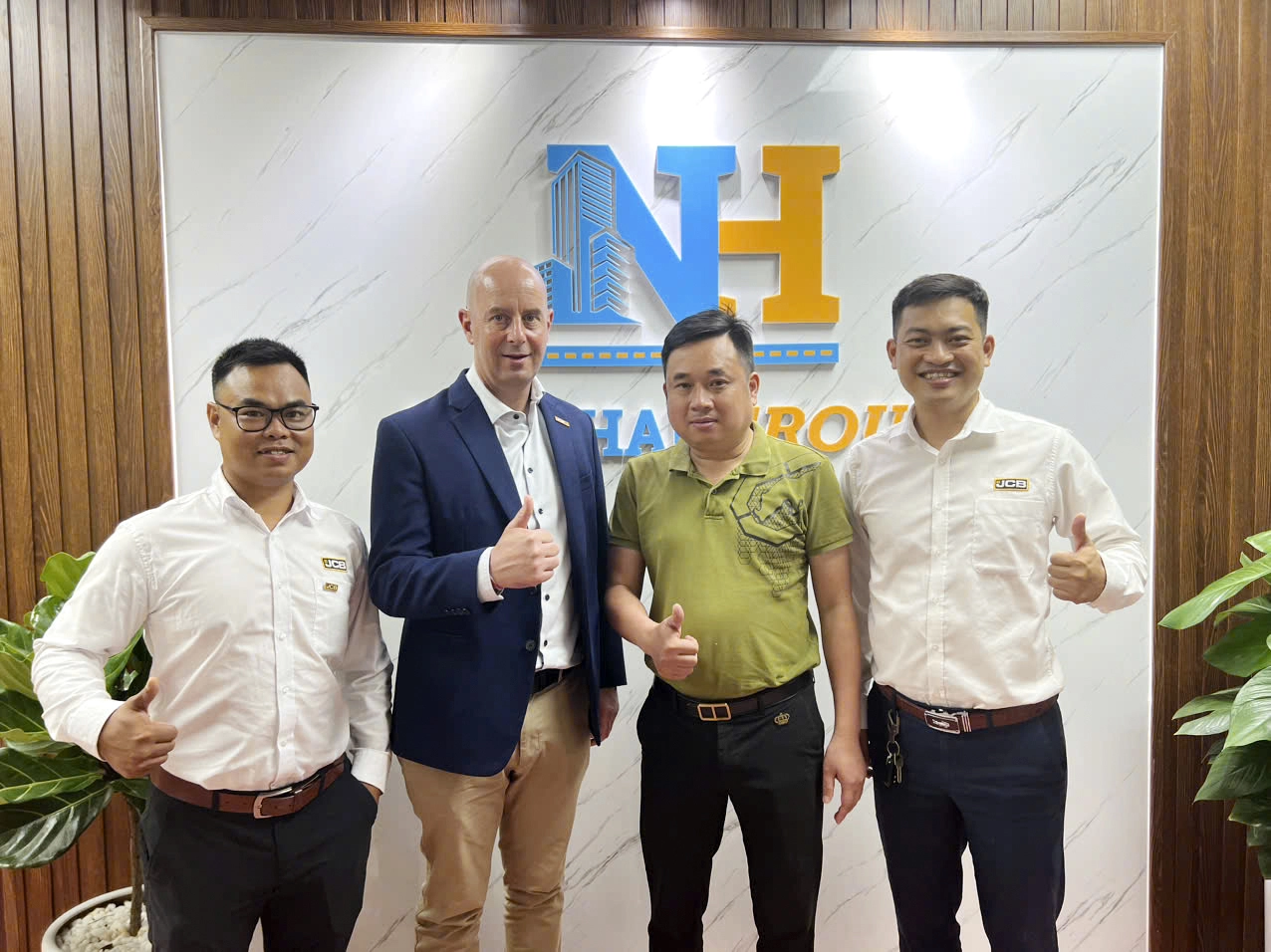 NAM HẢI GROUP GẶP GỠ LÃNH ĐẠO JCB ĐÔNG NAM Á – HƯỚNG ĐẾN HỢP TÁC CHIẾN LƯỢC BỀN VỮNG