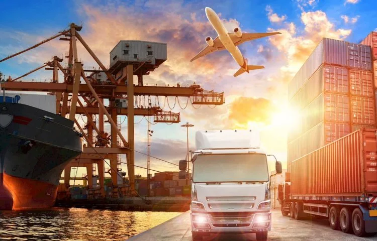 Xuất khẩu của Nhật Bản đạt kỷ lục nhờ đồng yên yếu